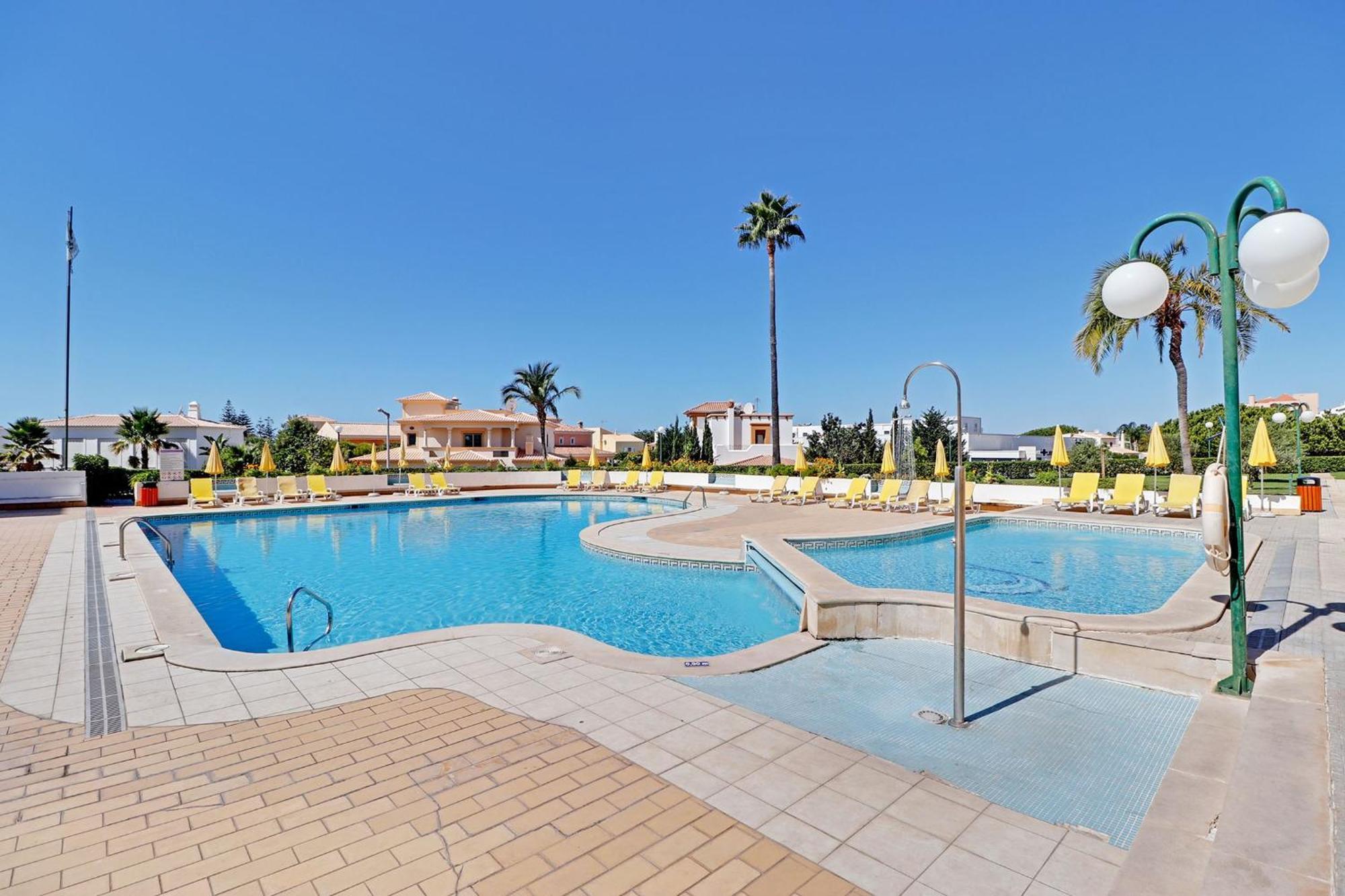 Albufeira Concept 2 With Pool By Homing Apartment Gale  Ngoại thất bức ảnh