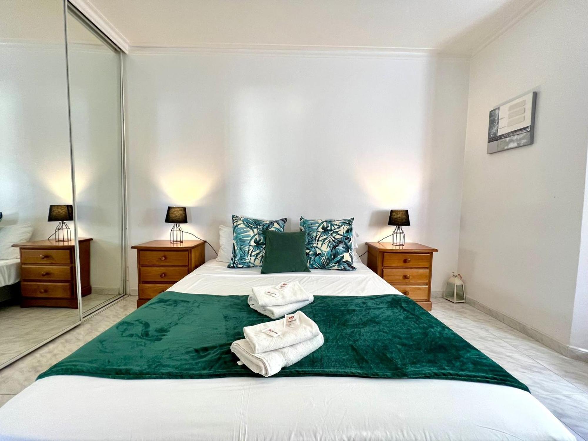 Albufeira Concept 2 With Pool By Homing Apartment Gale  Ngoại thất bức ảnh